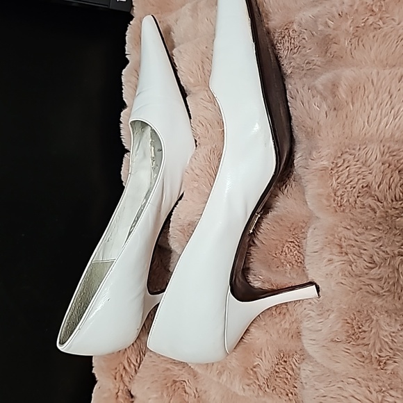 Pointed pumps - Picture 2 of 3